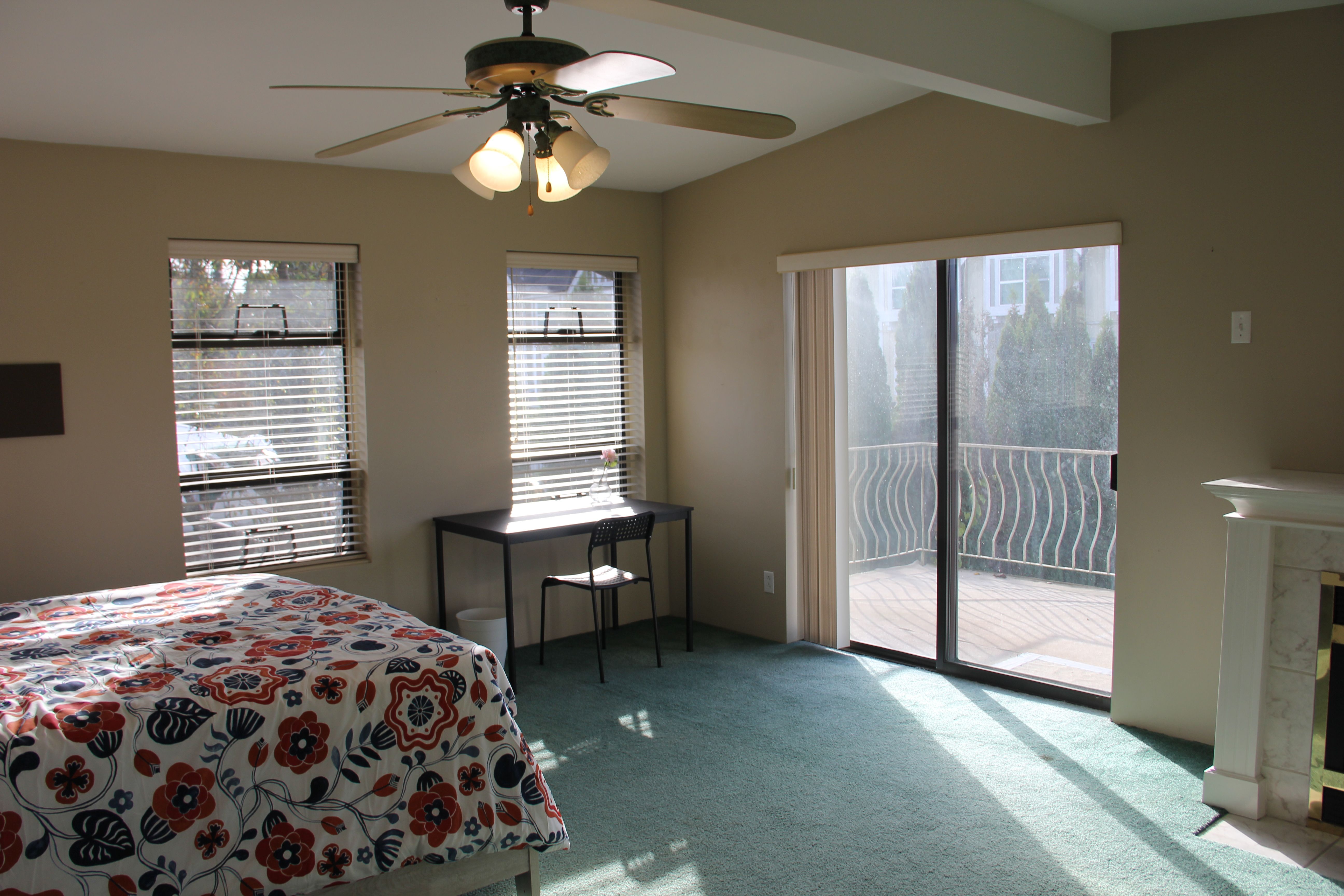 Furnished Room 6 with Balcony for 1-2 People in Burquitlam